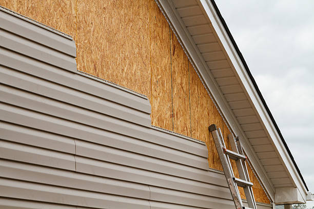 24/7 Emergency Siding Replacement experts in Wooster, OH